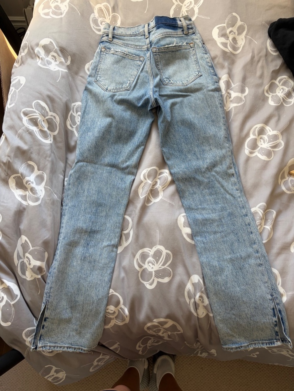 Abercrombie and Fitch 90's Ultra High Rise Jeans - size 24 - Picture 2 of 2